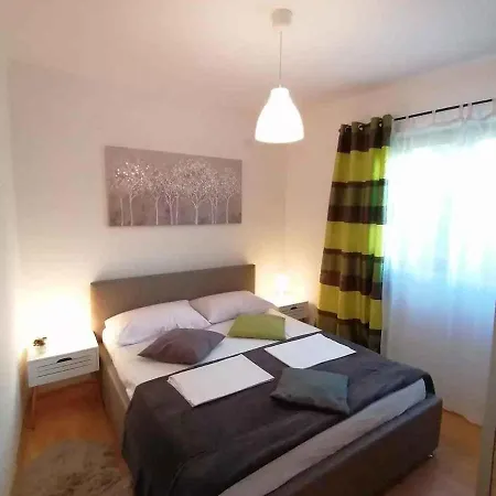 Two-bedroom In Lxxxviii * تْسْغيكفانِتْسا