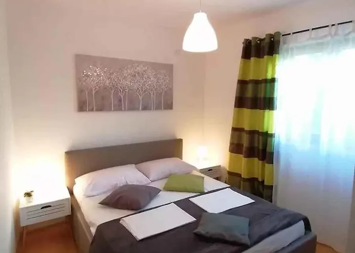 Two-bedroom In Lxxxviii * Crikvenica